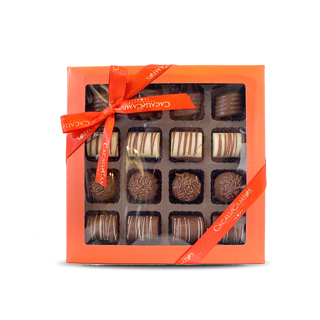 Bombom de chocolate com creme de avelã